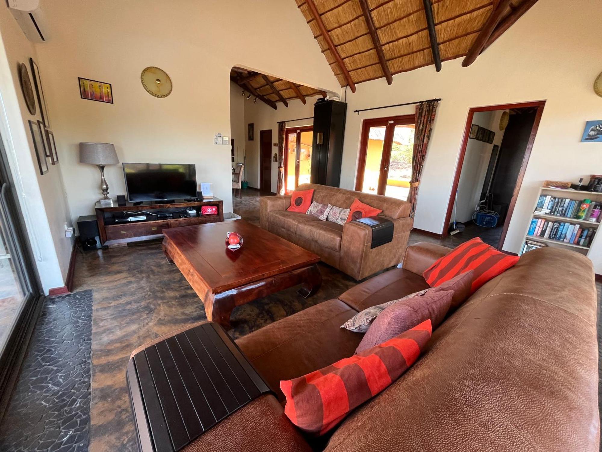 Bushvilla Umoja Kruger Палаборва Екстериор снимка